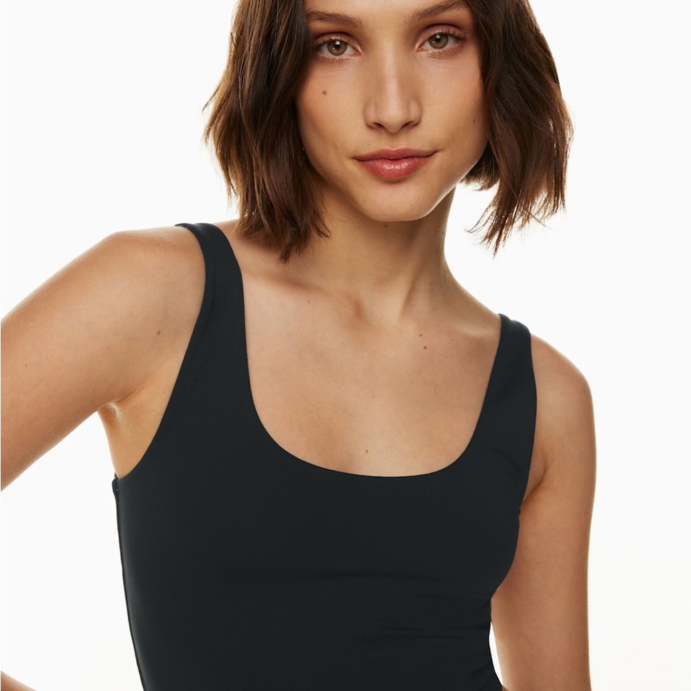 Babaton Black Crop Top